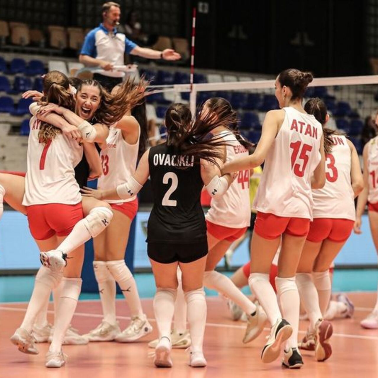 U16 voleybolda Türkiye finalde!