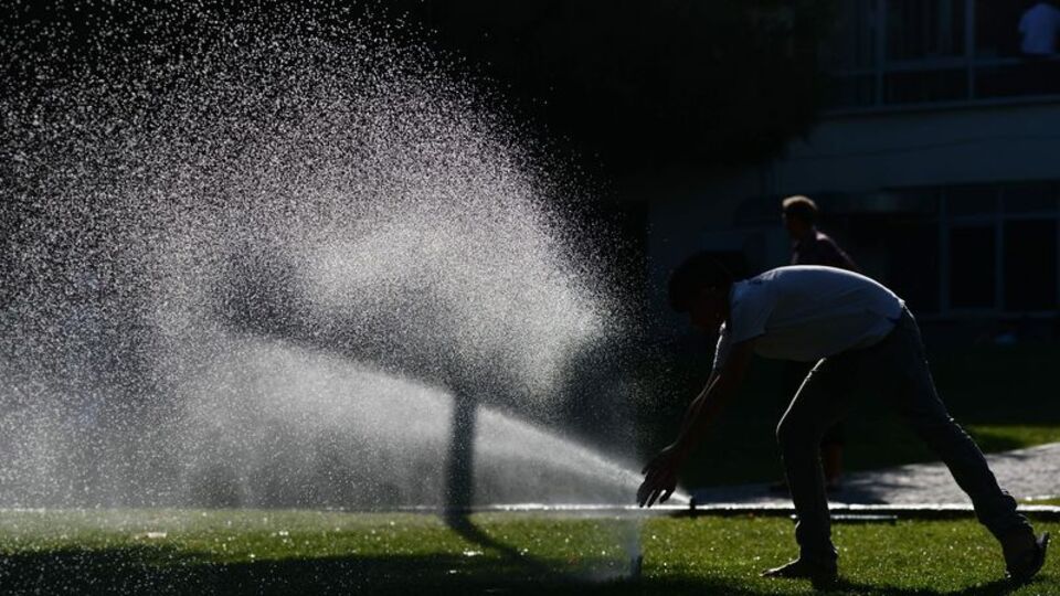 Yağış çok az! Şiddetli rüzgara dikkat!