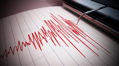 Ege Denizi ve Manisa'da deprem oldu