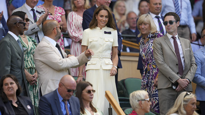 Ayakta alkışlandı