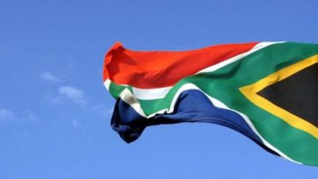 Güney Afrika bayrağı nedir?