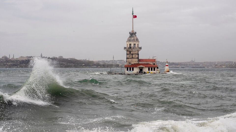 3 bölge için sağanak yağmur uyarısı, 2 bölgede fırtına var