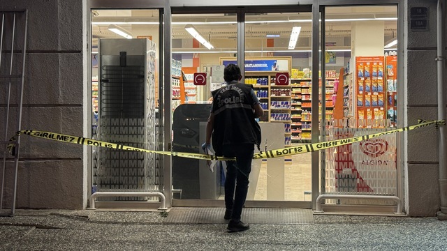 "Sapık" kavgası! Anne ve kızı silahla yaraladı