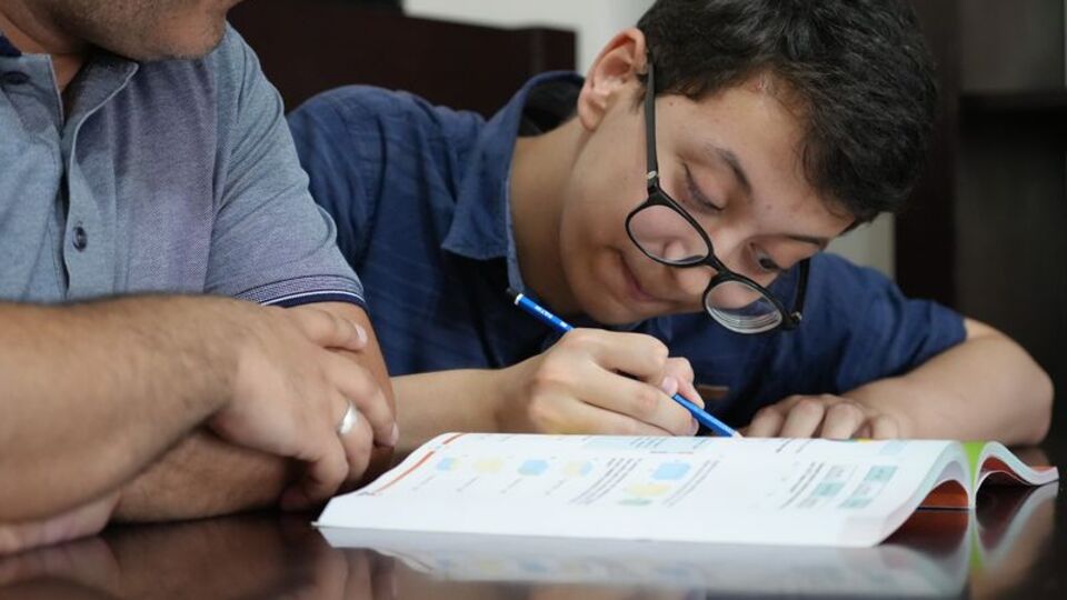 LGS'de engel tanımayan başarı! Günde 2 saat çalışabildi ama...