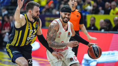 Anadolu Efes'e Alman guard!