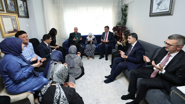 15 Temmuz şehidi ailesine ziyaret