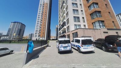 17.kattan çatıya çıkmak isterken can verdiler!