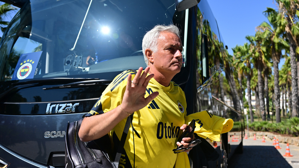 Fenerbahçe, Portekiz'e ulaştı!