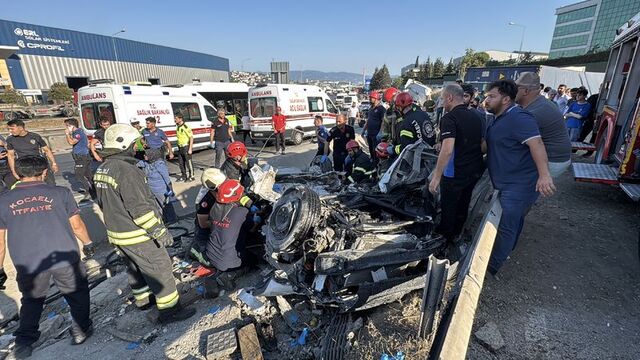 Kocaeli'de zincirleme kaza: 5 ölü, 1 yaralı