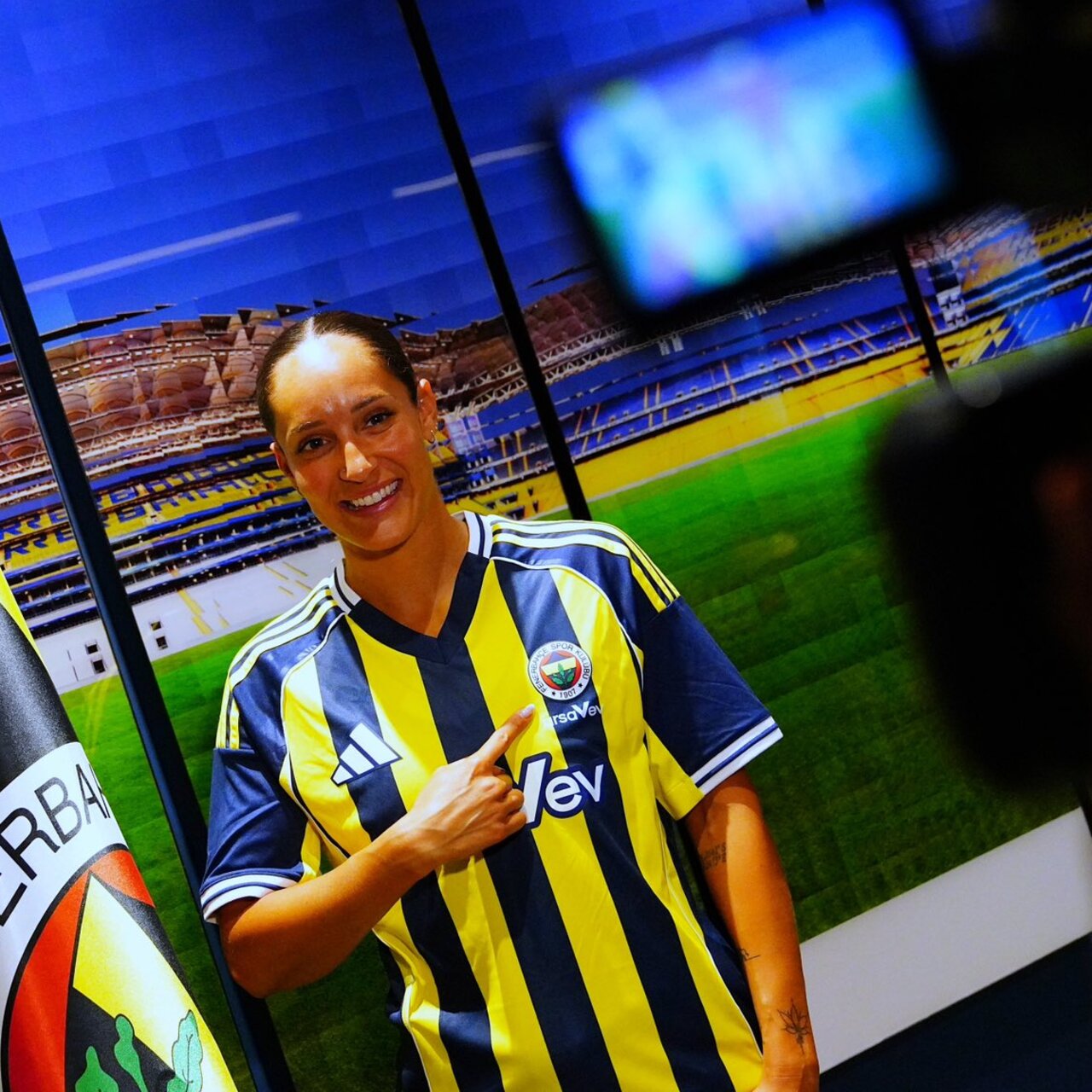 Fenerbahçe, Elena Santos'u kadrosuna kattı!