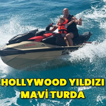 Hollywood yıldızı mavi turda