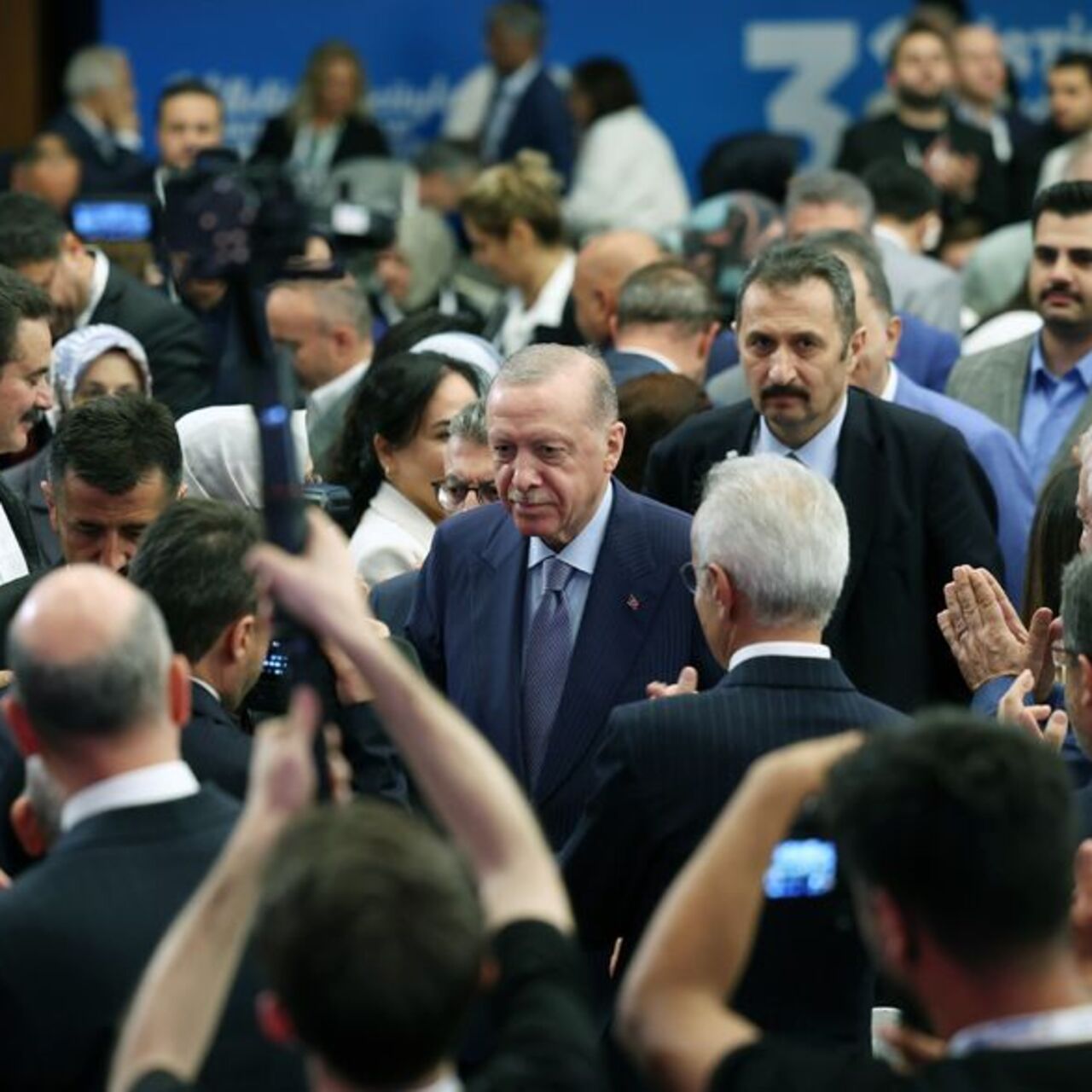 AK Parti kampında en çok bakanlar yoruldu