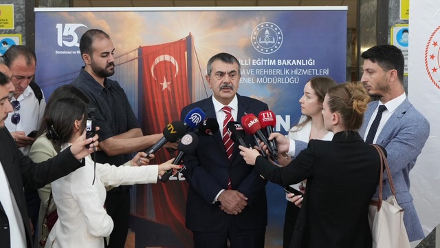 LGS'de şaibe iddialarına Bakan Tekin'den açıklama