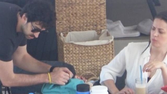 İrem ile Furkan tatilde