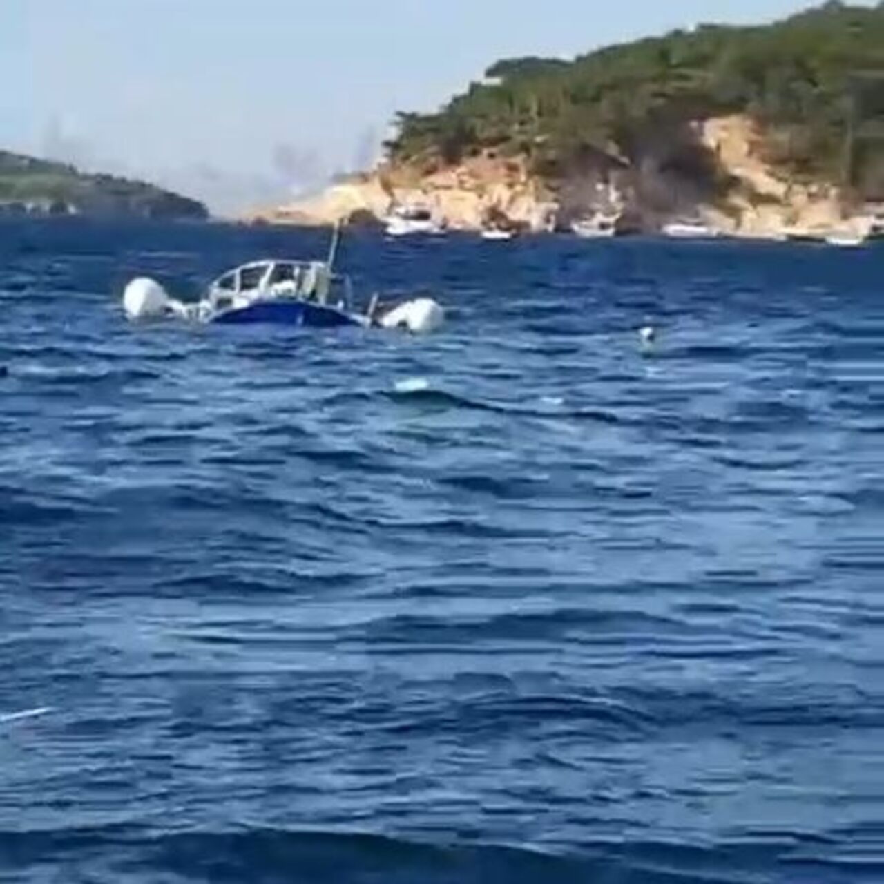 Heybeliada açıklarında motoryat tekneye çarptı