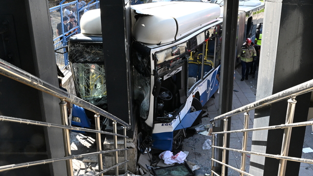 Başkentte zincirleme kaza! Yaralılar var!