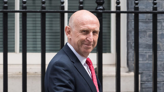 İngiltere Savunma Bakanı: Eski bakanlardan hesap sorulmalı