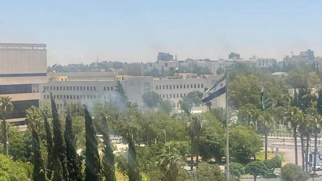 İsrail'den saldırı: Şam'da büyük patlamalar