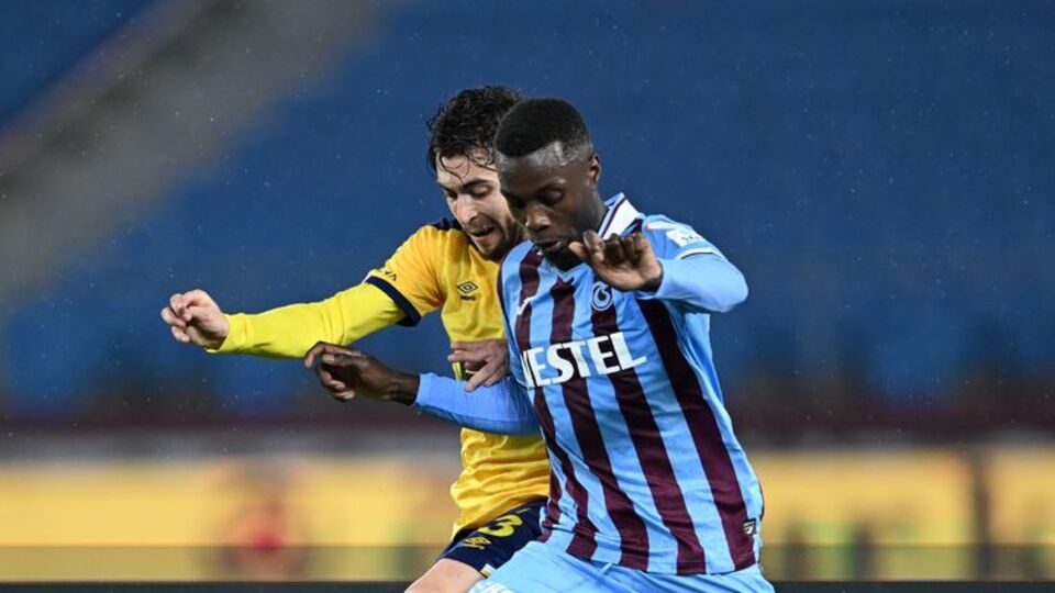 Nicolas Pepe, 2028'e kadar Villarreal'de!