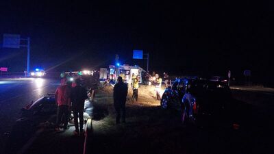 Eski vali trafik kazasında yaralandı