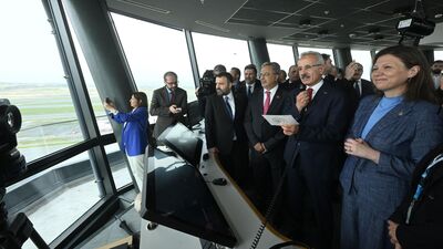 Bir saatte 81 uçak havalandı