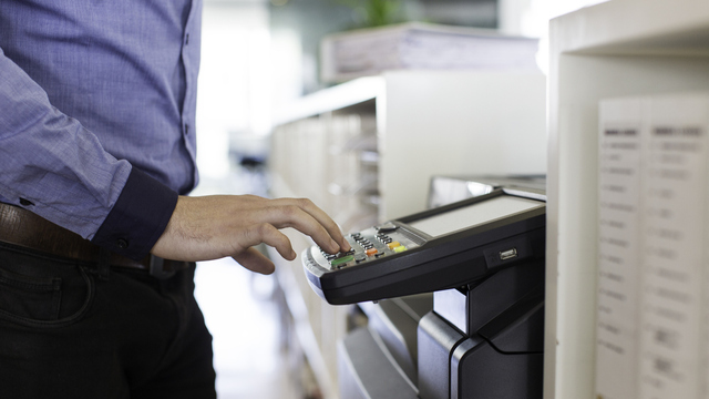 Chaster carlson neyi icat etti?