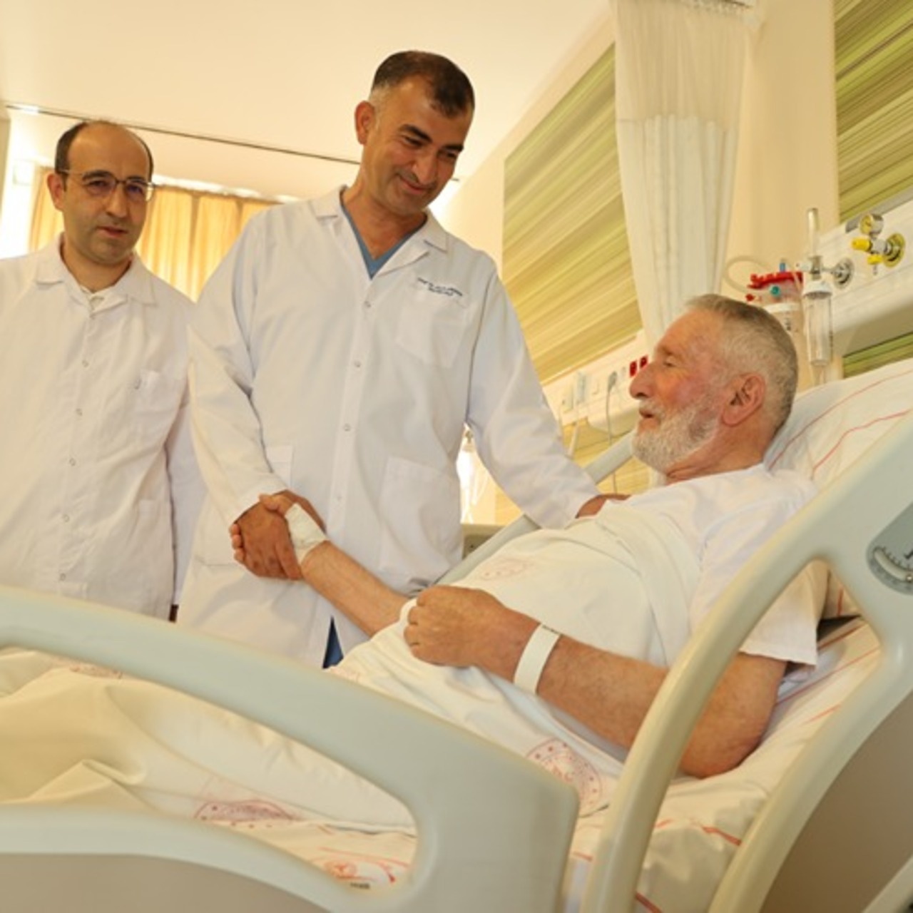 Kalbinden beynine pıhtı attı! 1 saatlik ameliyatla kurtuldu