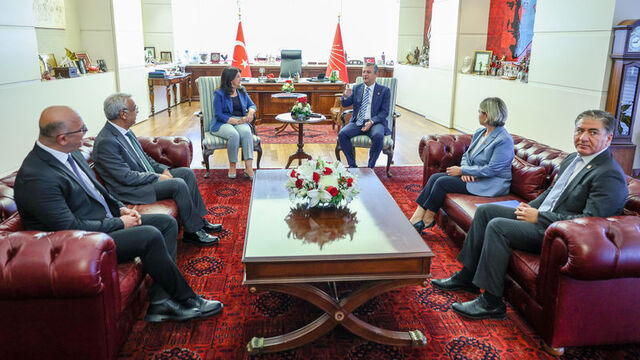 DEM heyetinden CHP'ye ziyaret