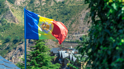 Andora bayrağı nedir?