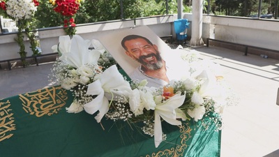 Son yolculuğuna uğurlandı