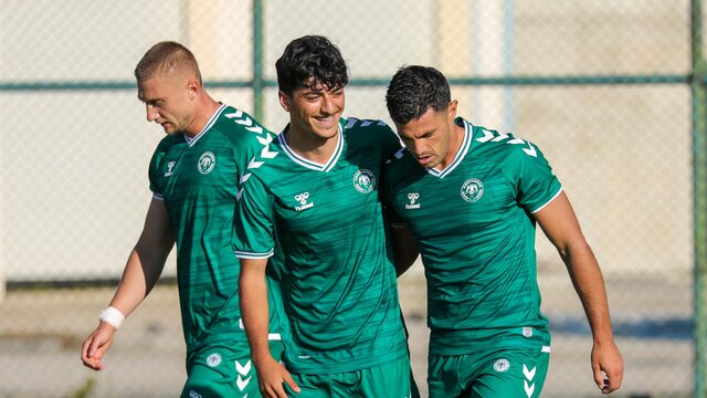 Konyaspor, Rizespor'u 2 golle geçti!