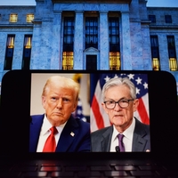 Powell, "bina yenilemesi" projesine ilişkin sorulara yanıt verdi