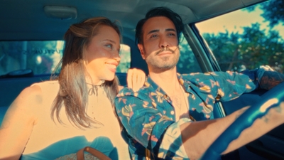 Tan sevdi, Teoman kaptı!