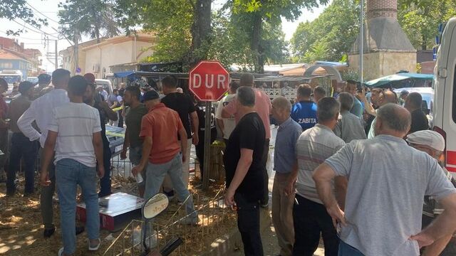 Cuma namazı çıkışı silahlı saldırı