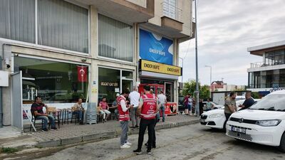 Eşi bıçakladı, çay ocağına sığındı!