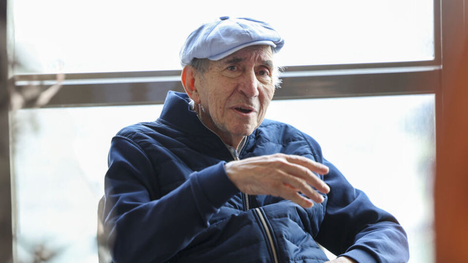 Altan Öymen entübe edildi