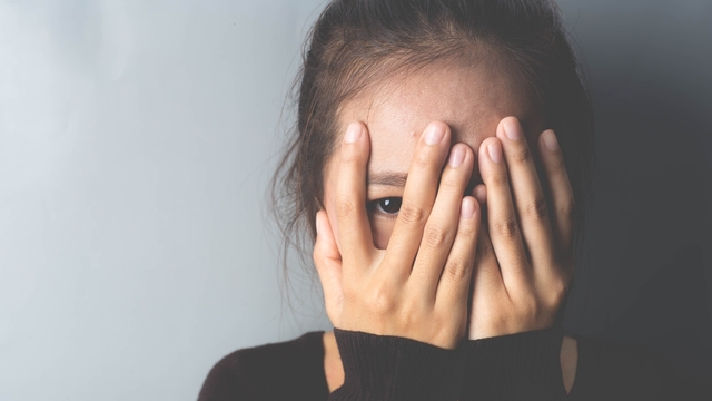 Yüksekten bakamıyor, yalnız kalamıyor musunuz?