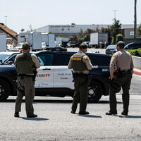 Los Angeles'ta polis yerleşkesinde patlama: 3 ölü