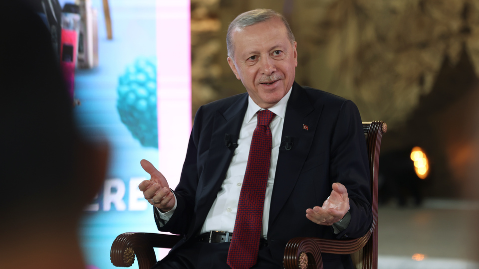 Cumhurbaşkanı Erdoğan: Gençlerimizin zehirlenmesine müsaade etmeyeceğiz