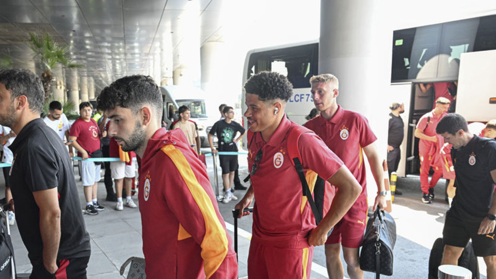 Galatasaray ve Fenerbahçe Avusturya'da Kıran Kırana Hazırlık Yapacak!