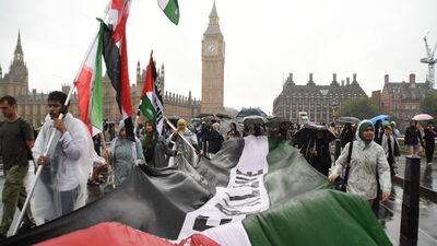 İngiltere'de Filistin'e destek yürüyüşü