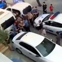 Avcılar’da kavga sonrası eve kaçan şüpheli camı kırdı: 2’si polis 4 yaralı – Güncel haberler | Son dakika haberleri