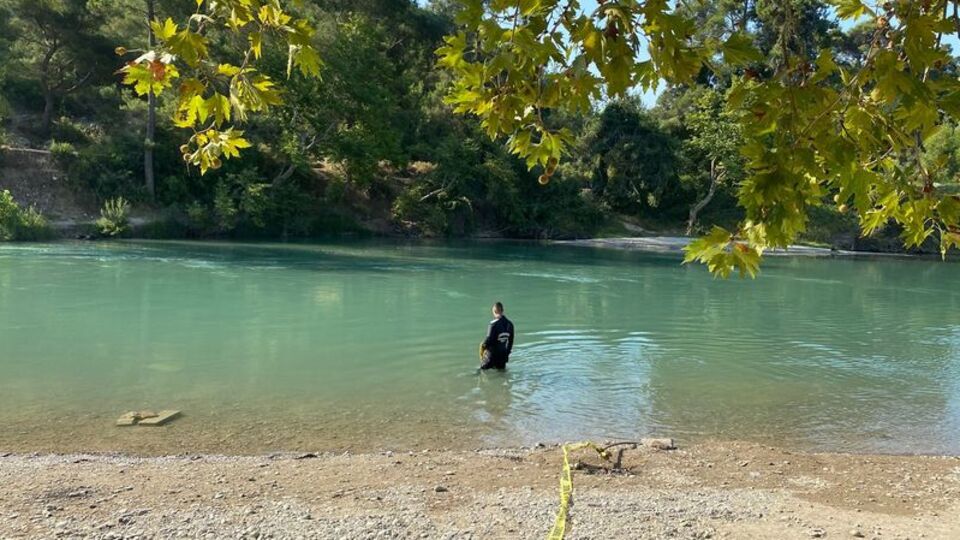 Top oynarken facia yaşandı!