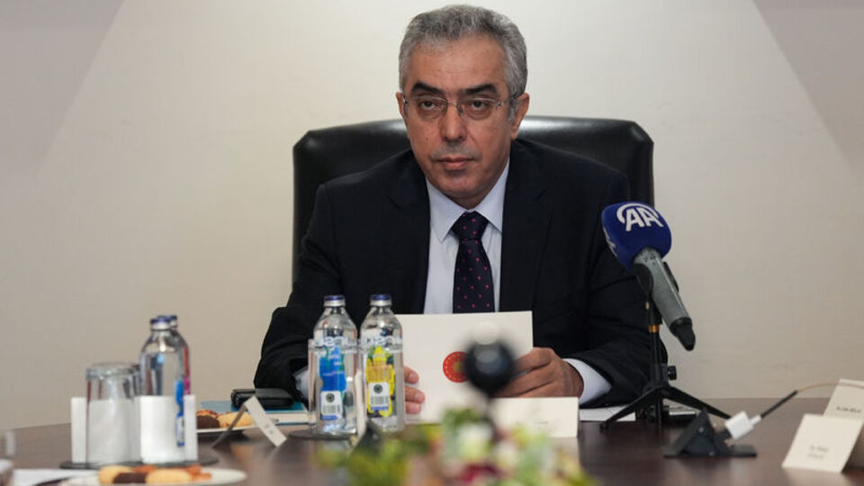 "Referandumsuz yeni anayasa olmaz"