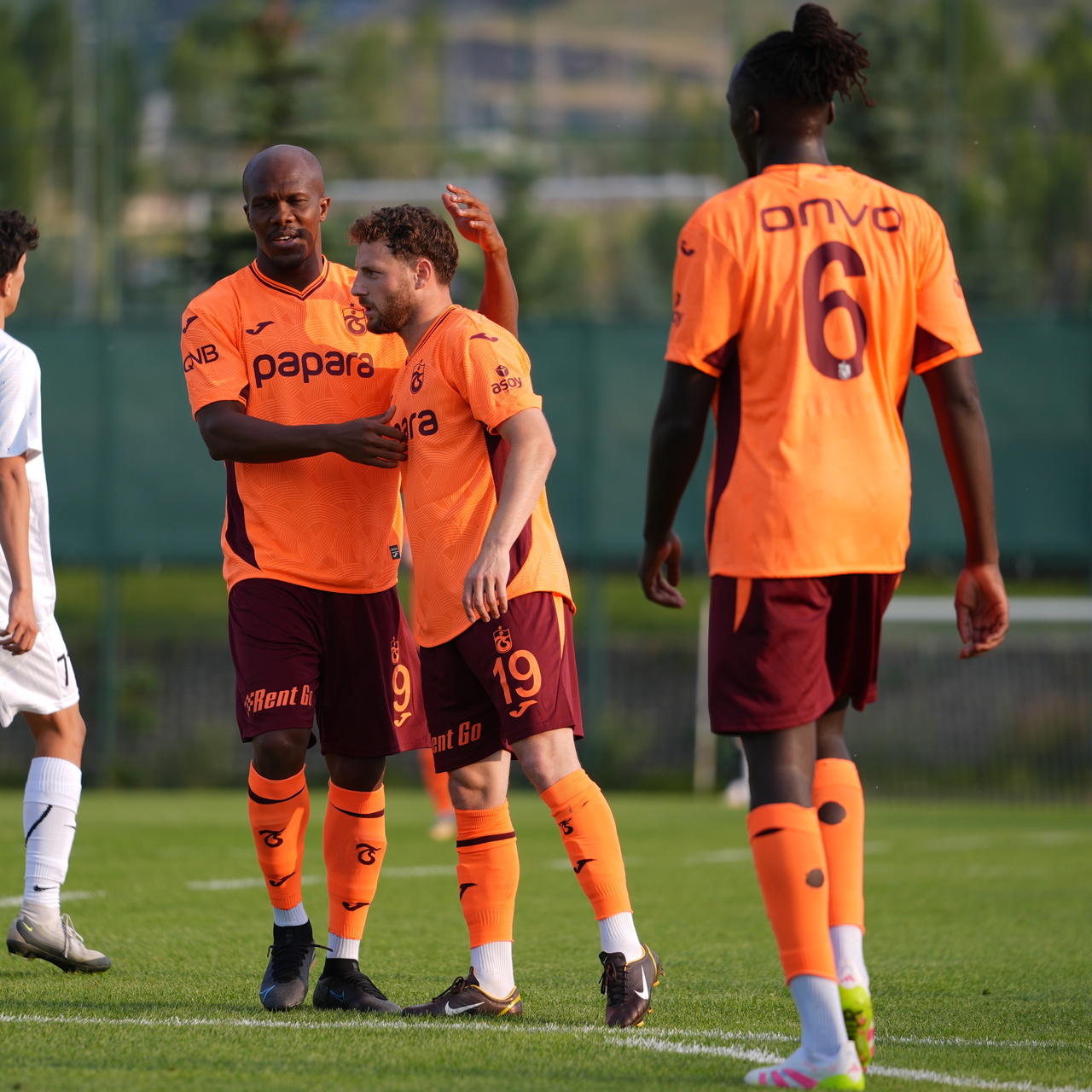 Trabzonspor'dan farklı prova!
