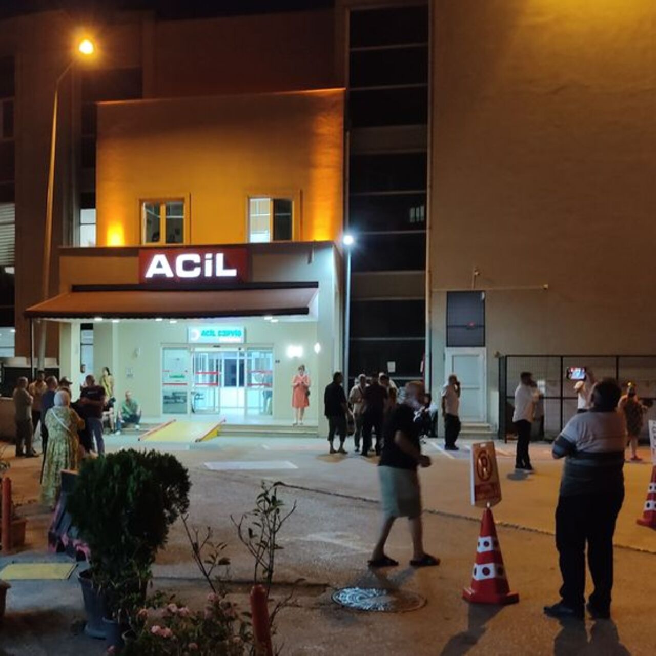 Düğün yemeğinden 100 kişi hastanelik oldu