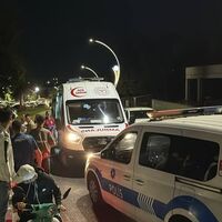 Kocaeli’de otomobil ile motosiklet çarpıştı: 2 yaralı – Güncel haberler