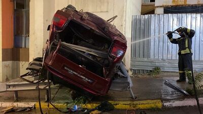 Bariyerle sürüklendi! 2 can kaybı!