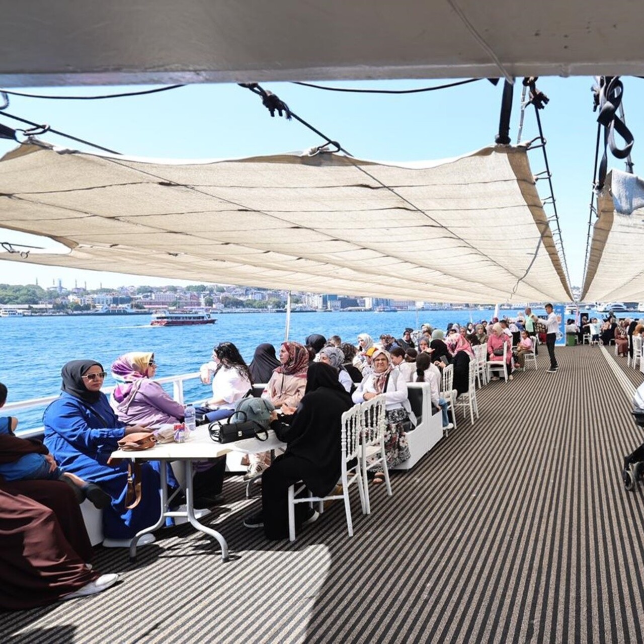 Sultangazili kadınlara Boğaz turu | Detaylı Analiz