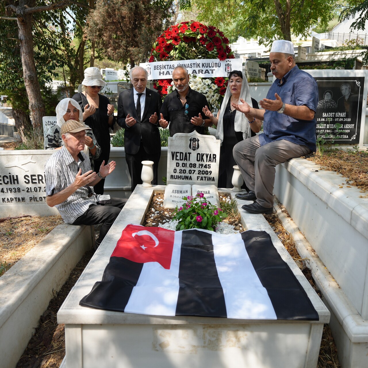 Vedat Okyar için anma töreni düzenlendi